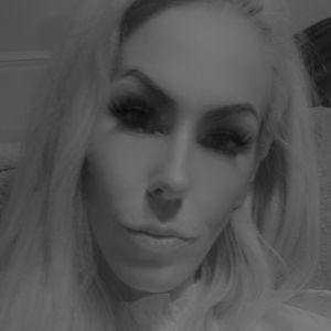 Meet your Posher, Janelle